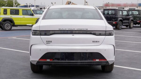 BYD Destroyer 05 PLUG IN Hybrid 2024 MODEL - 图片 7