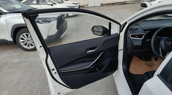 Toyota Corolla 1.8L DualEngine Hybrid Elite - 图片 4
