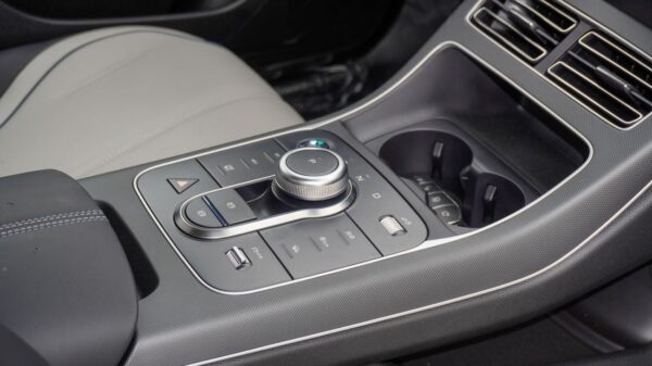 BYD Destroyer 05 PLUG IN Hybrid 2024 MODEL - 图片 12
