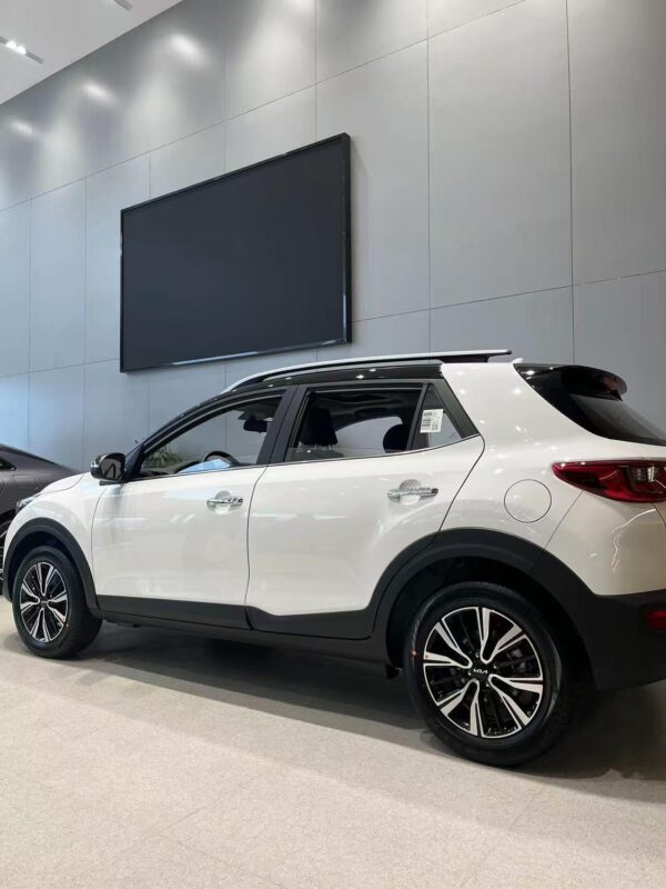 KIA KX1 1.4L CVT Sunroof Model 2025 - 图片 4