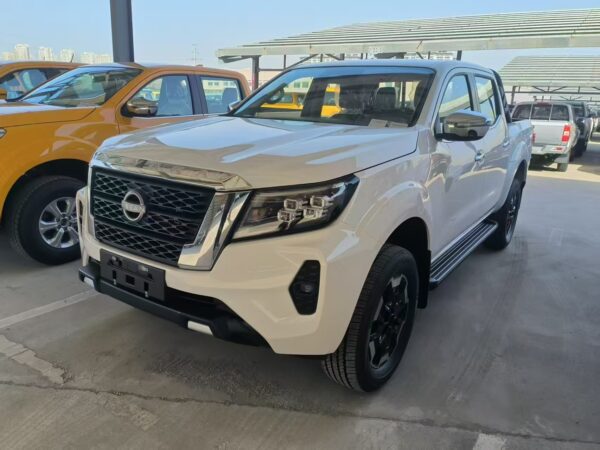 Nissan Navara 4x4 Diesel Manual Pickup